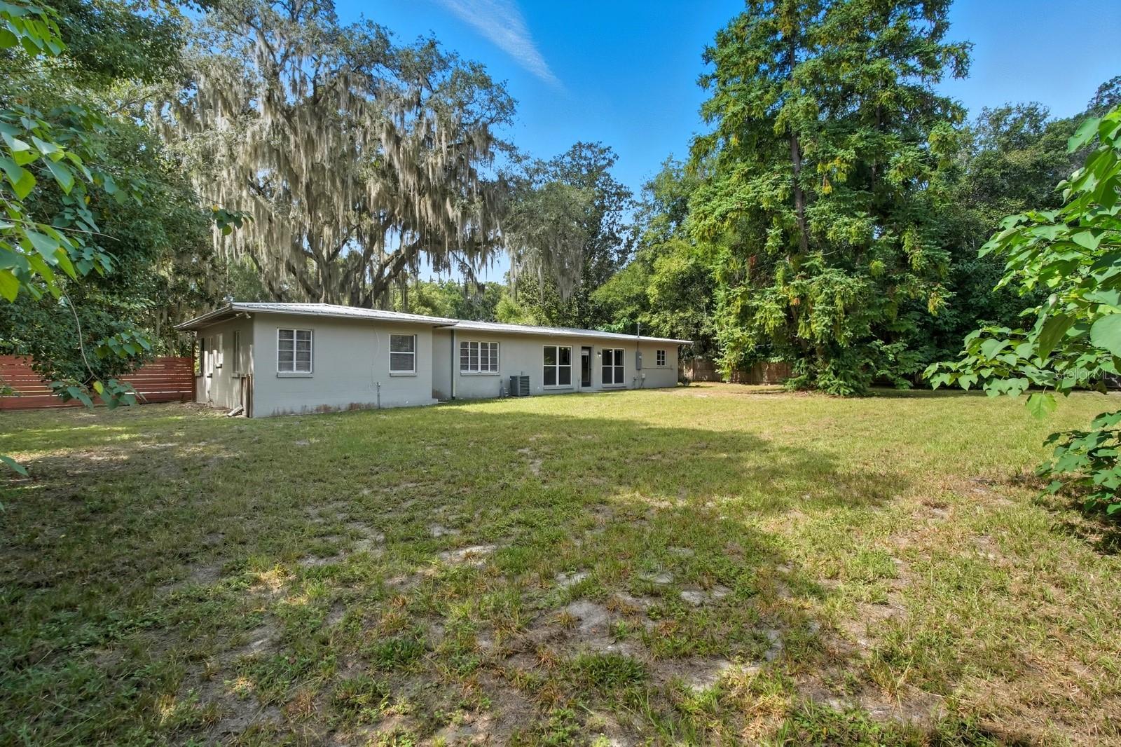 Image 29 of 39 For 130 Peach Street