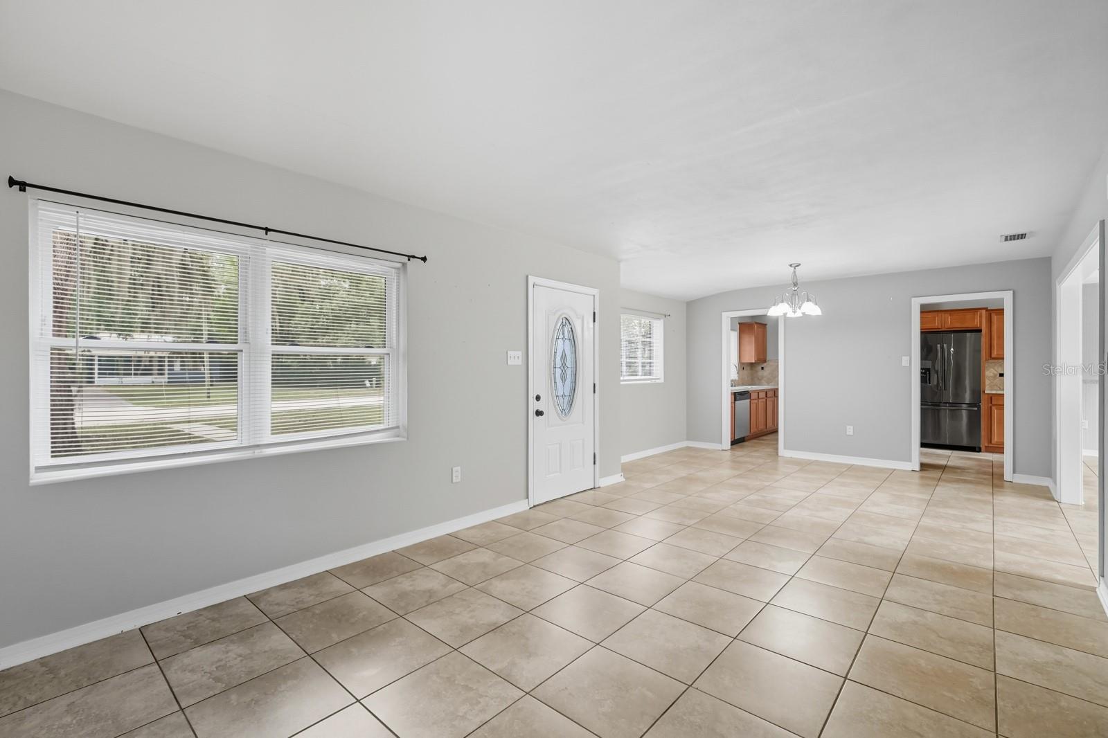 Image 6 of 39 For 130 Peach Street