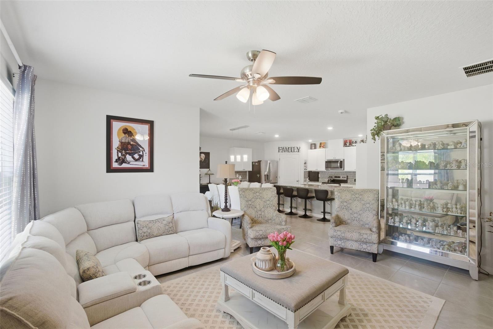 Image 15 of 37 For 807 Amhurst Drive