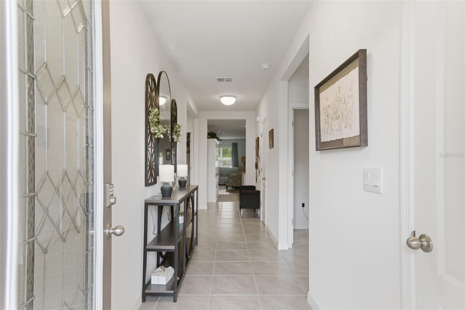 Image 6 of 37 For 807 Amhurst Drive