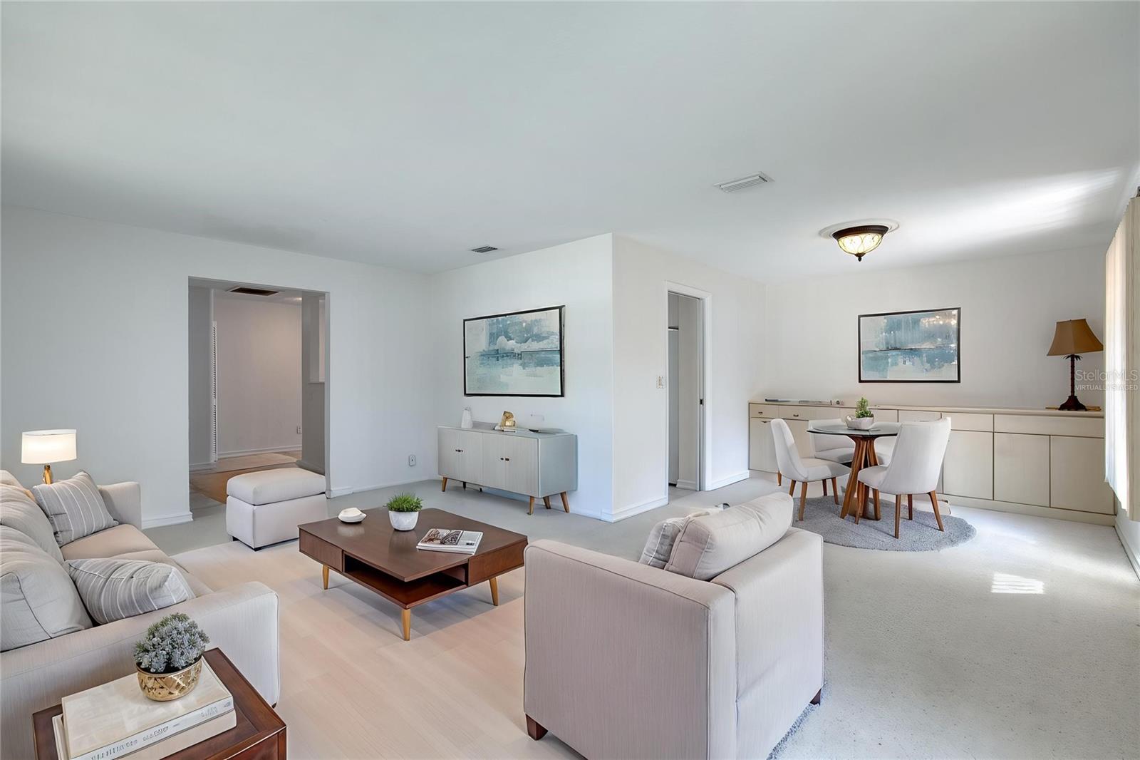 Image 12 of 47 For 731 Lindenwood Circle E