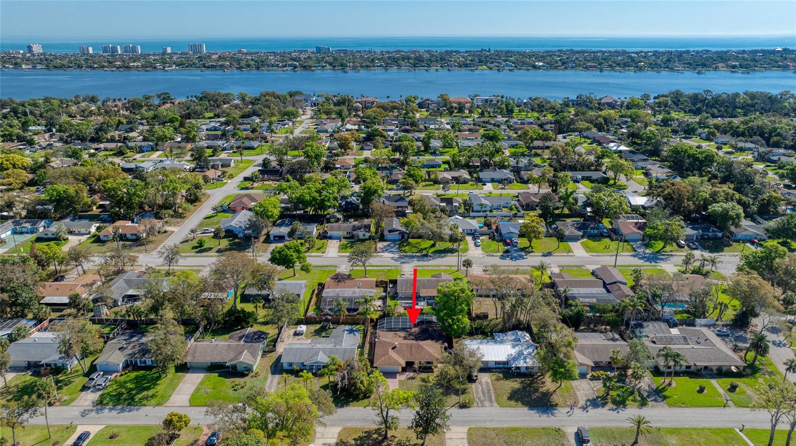 Image 5 of 47 For 731 Lindenwood Circle E