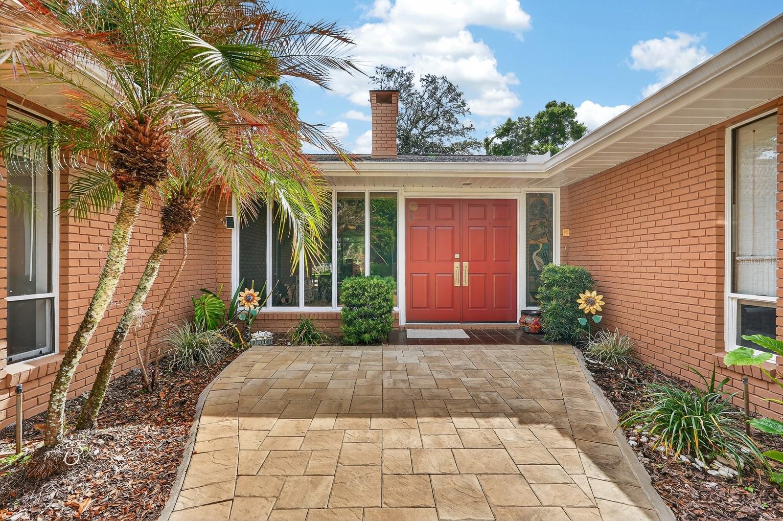 Image 4 of 53 For 110 St Andrews Drive