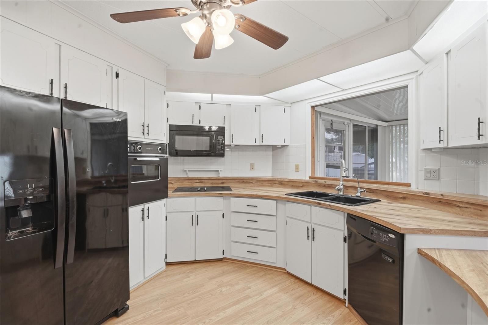 Image 13 of 55 For 142 Florence Boulevard