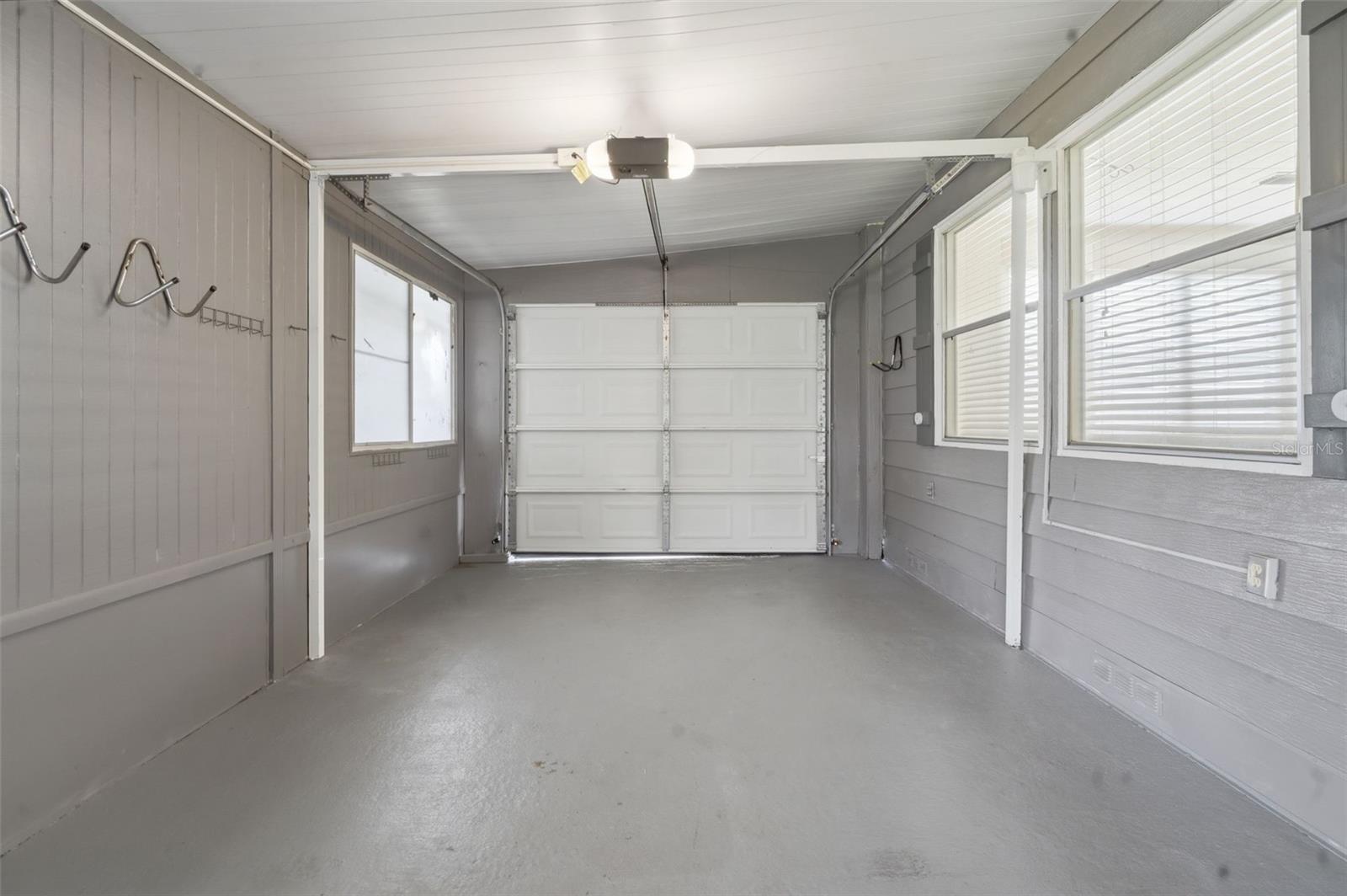 Image 37 of 55 For 142 Florence Boulevard