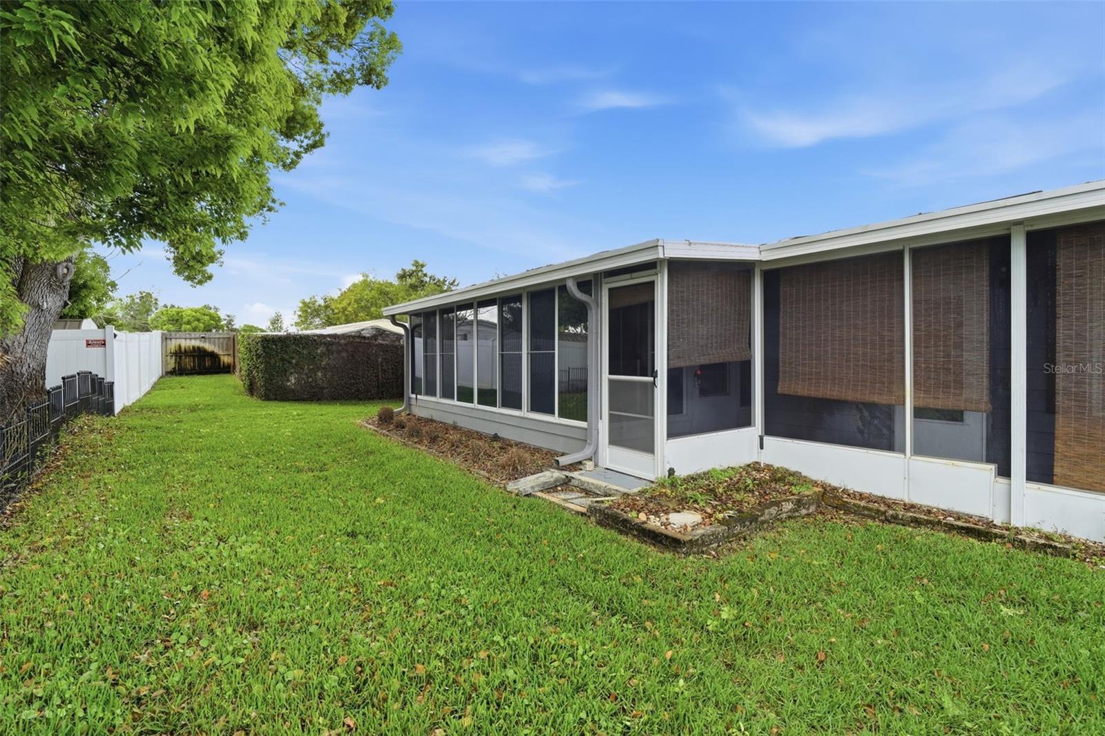 Image 38 of 55 For 142 Florence Boulevard