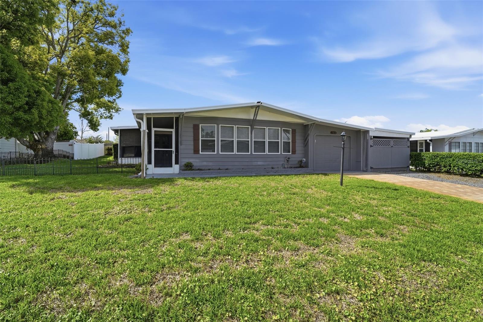 Image 46 of 55 For 142 Florence Boulevard