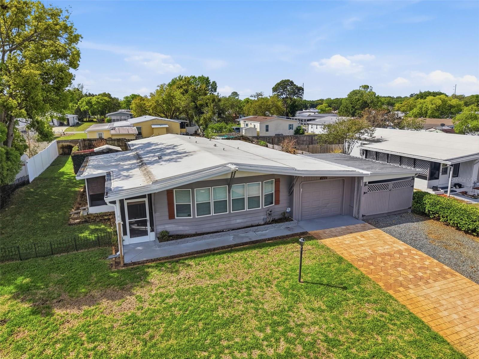 Image 49 of 55 For 142 Florence Boulevard