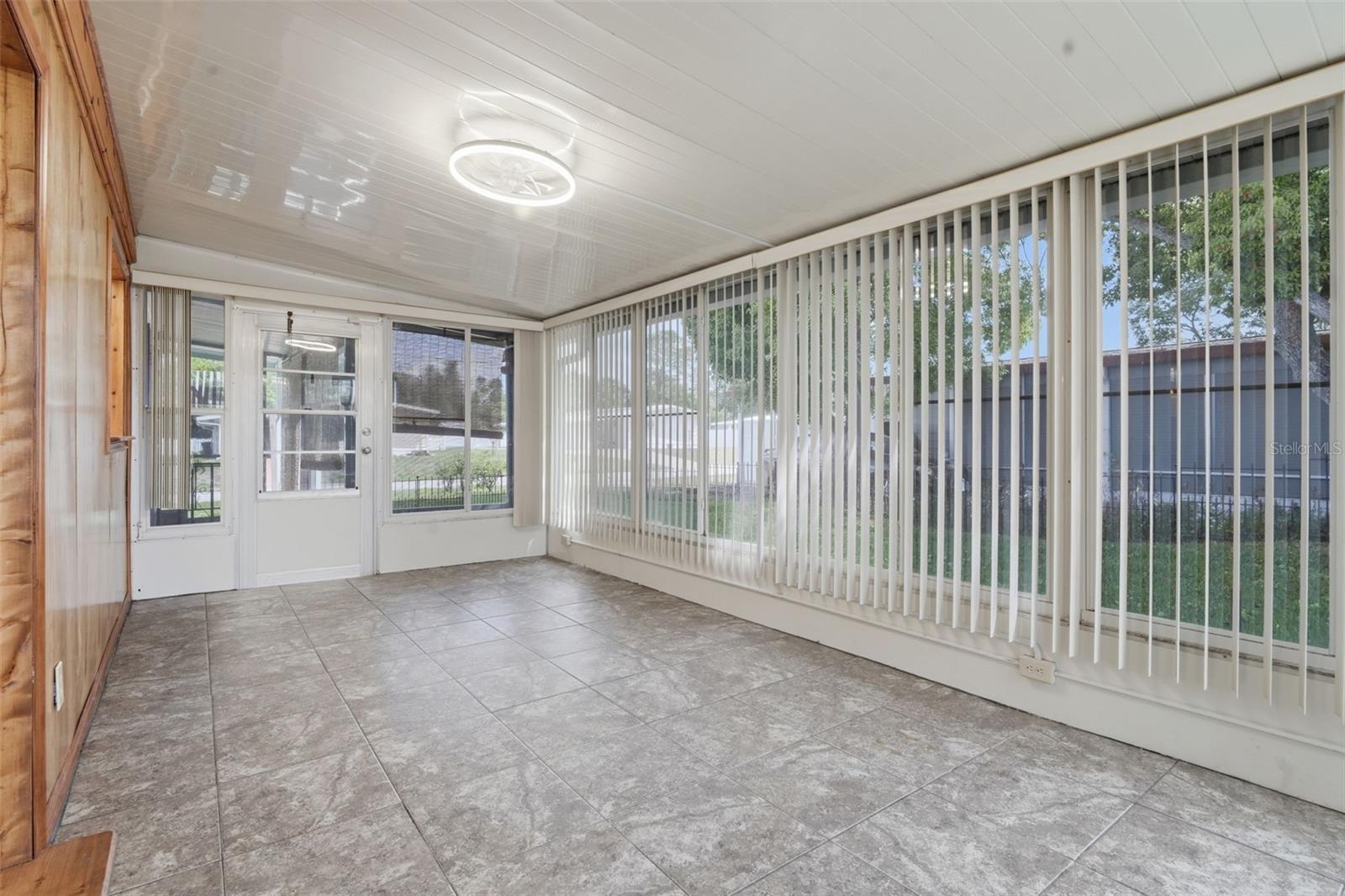 Image 5 of 55 For 142 Florence Boulevard