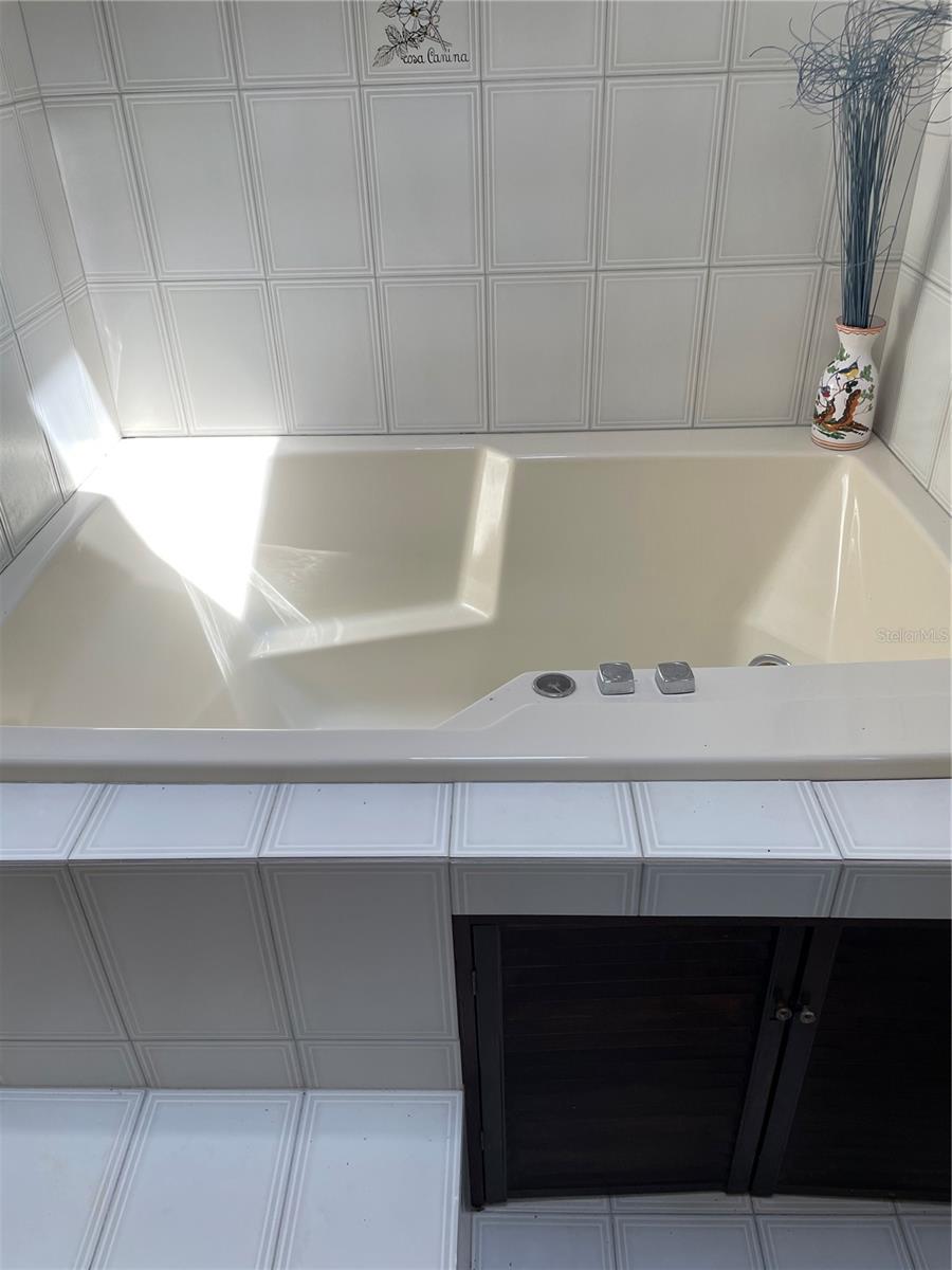 Image 6 of 15 For 576 Pelican Bay Drive