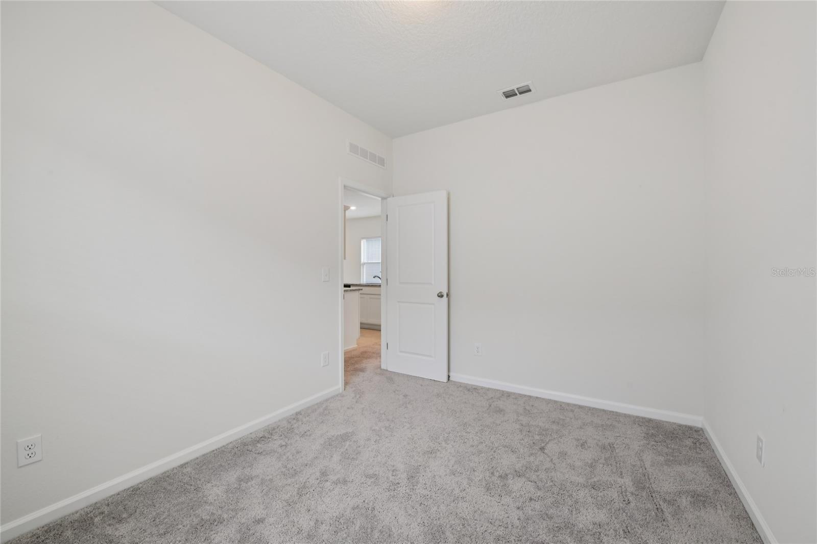 Image 15 of 24 For 2352 Litchfield Loop