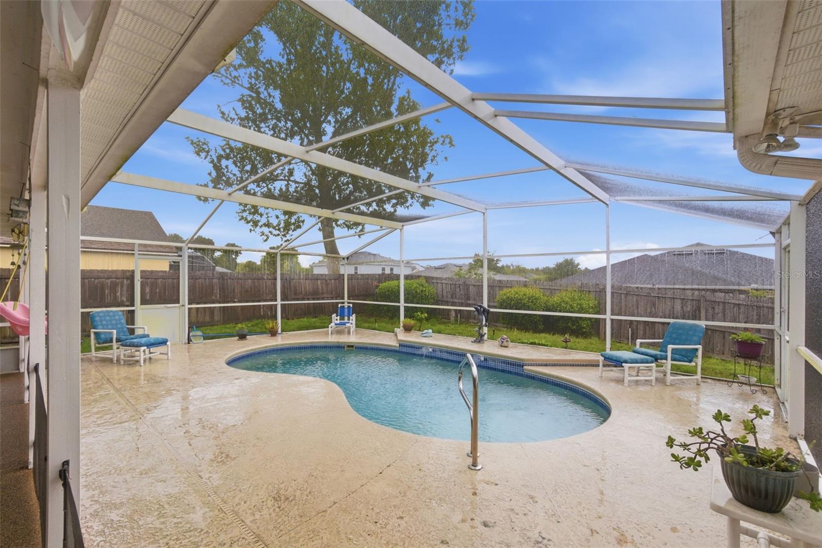 Image 6 of 37 For 790 Willow Crest Street