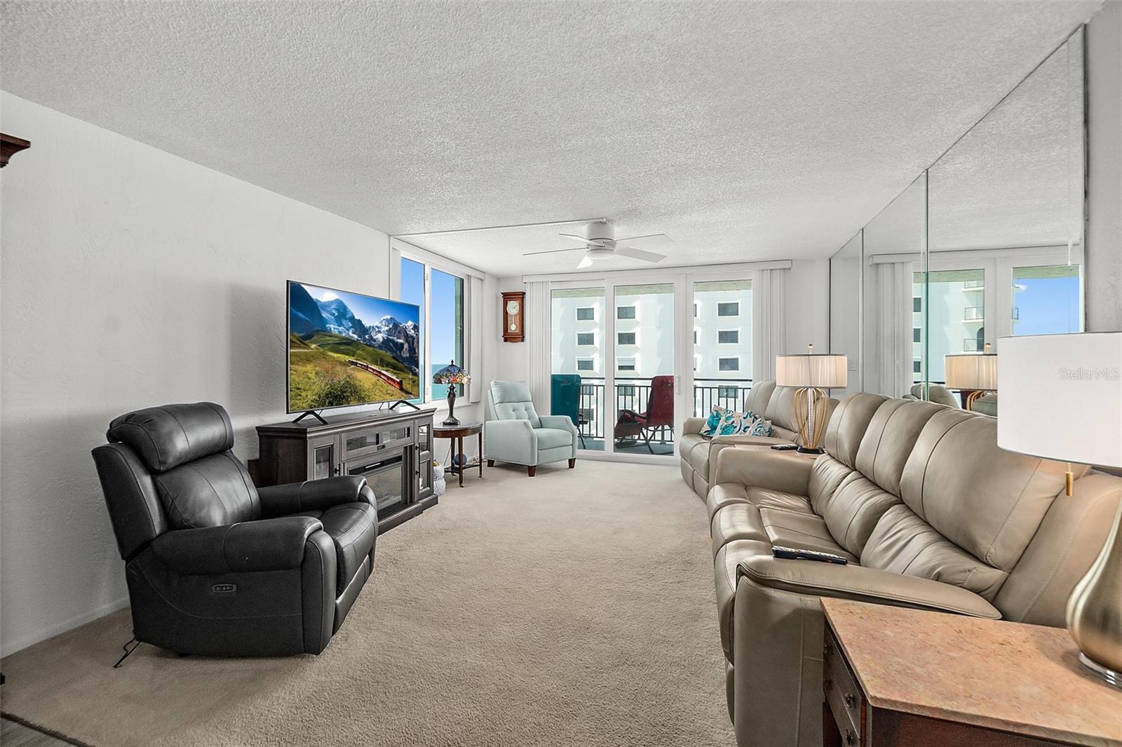 Image 6 of 42 For 2987 Atlantic Avenue H010