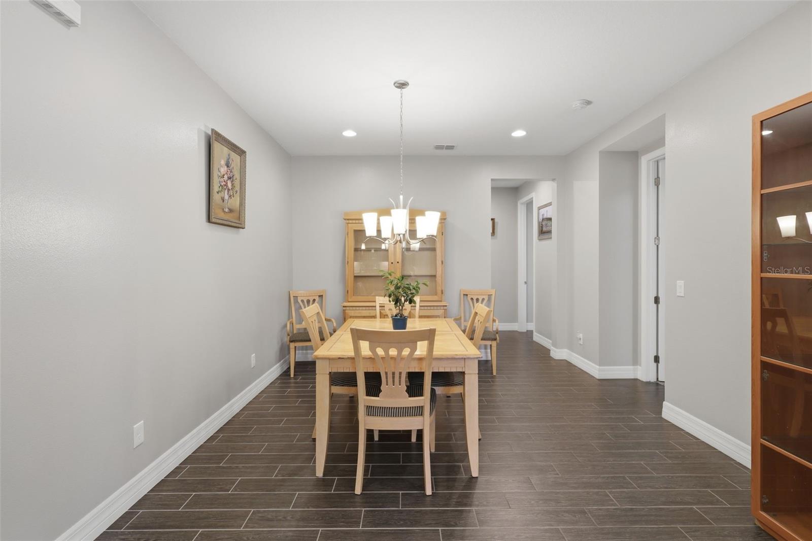 Image 13 of 46 For 2321 Oxmoor Drive