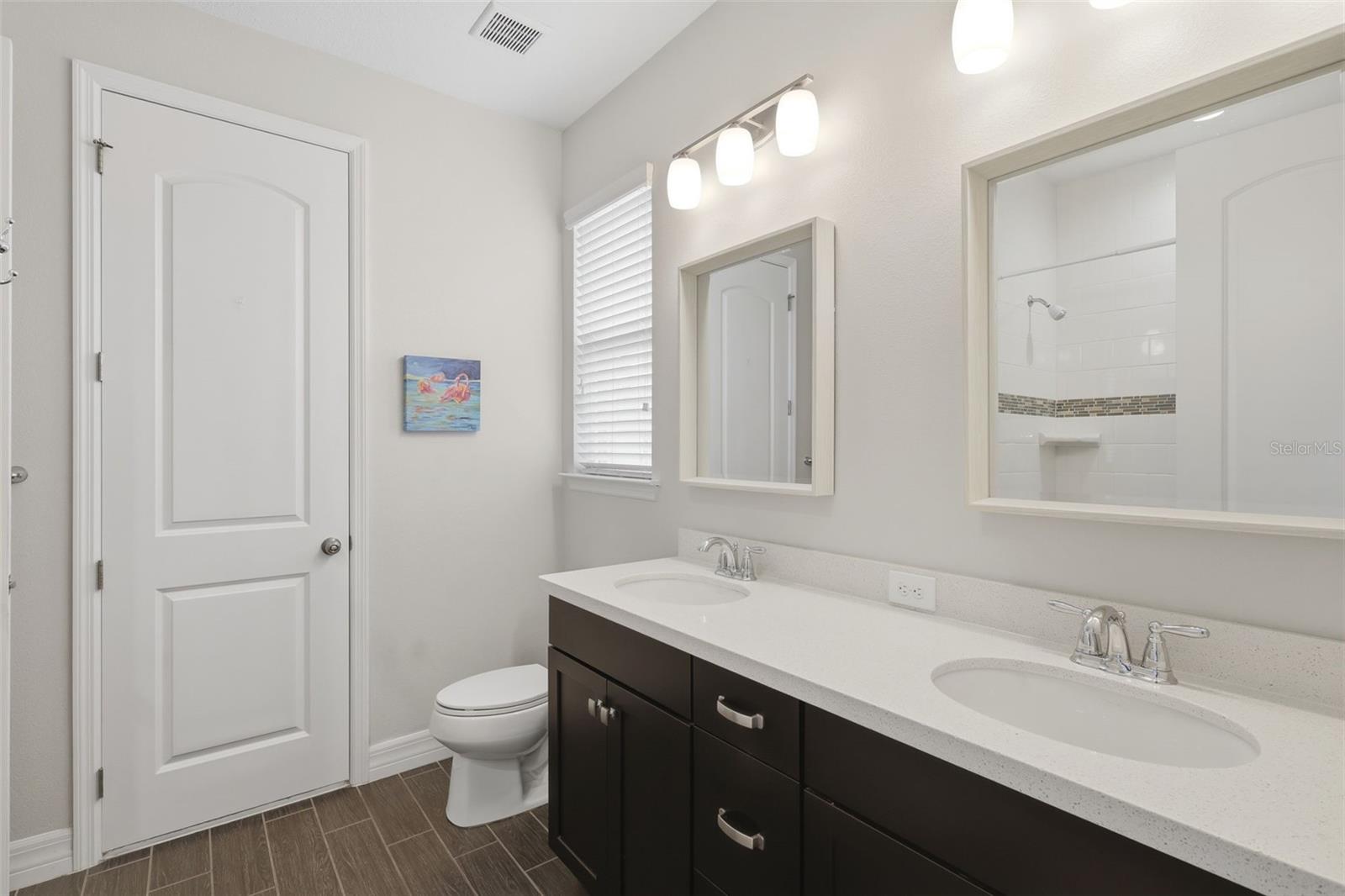 Image 22 of 46 For 2321 Oxmoor Drive