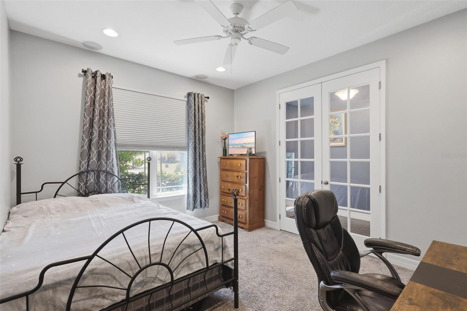 Image 5 of 46 For 2321 Oxmoor Drive