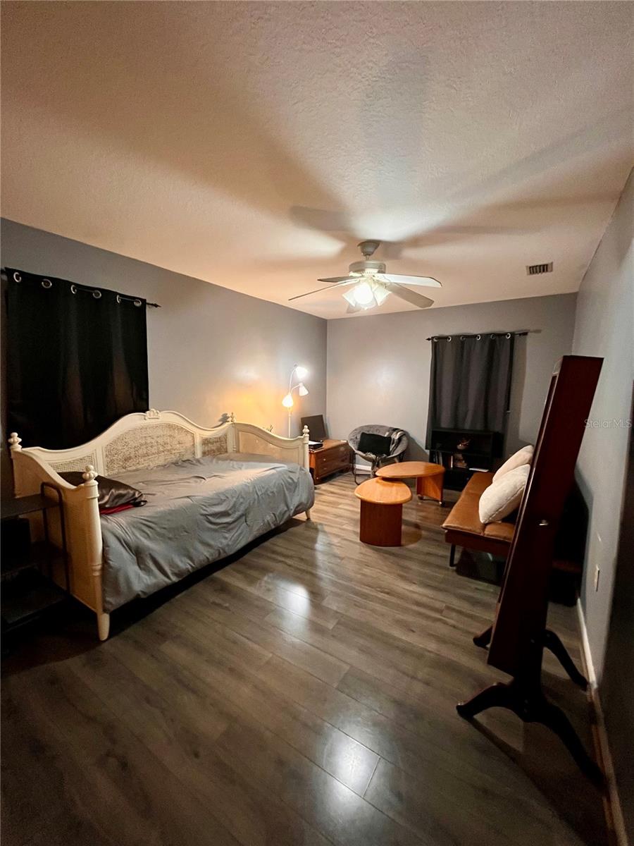 Image 18 of 45 For 7484 Redbud Lane