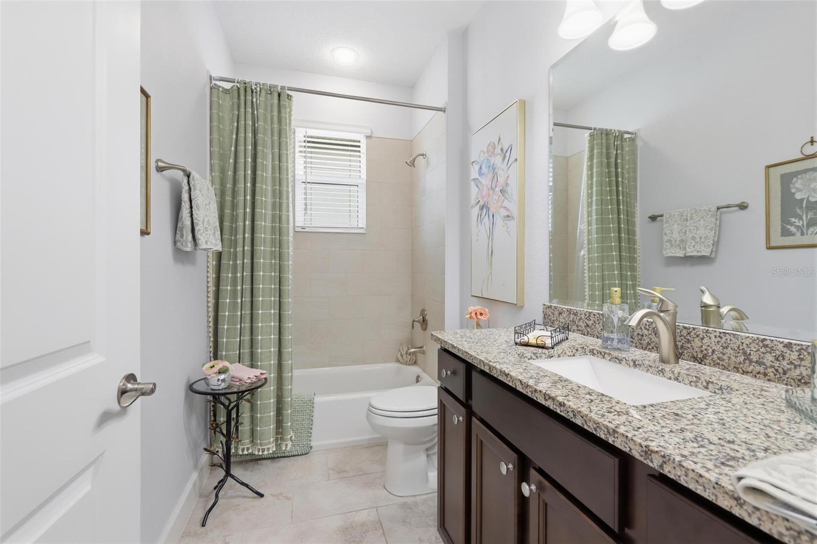 Image 26 of 50 For 188 Old Moss Circle