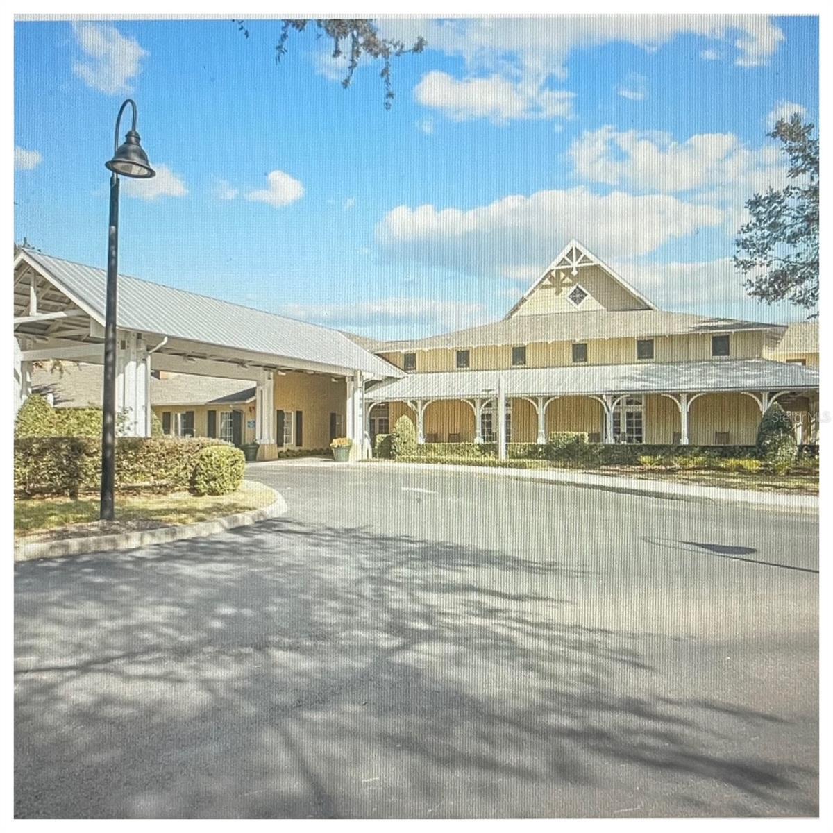 Image 38 of 50 For 188 Old Moss Circle