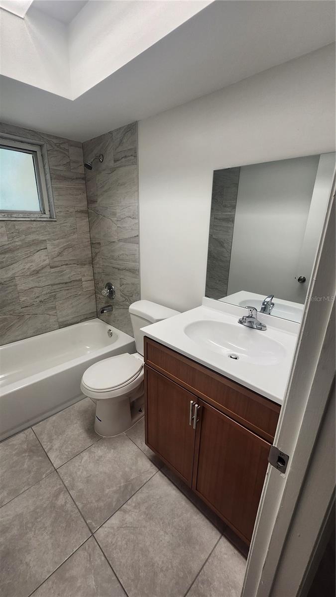 Image 11 of 22 For 1079 Gertrude Court