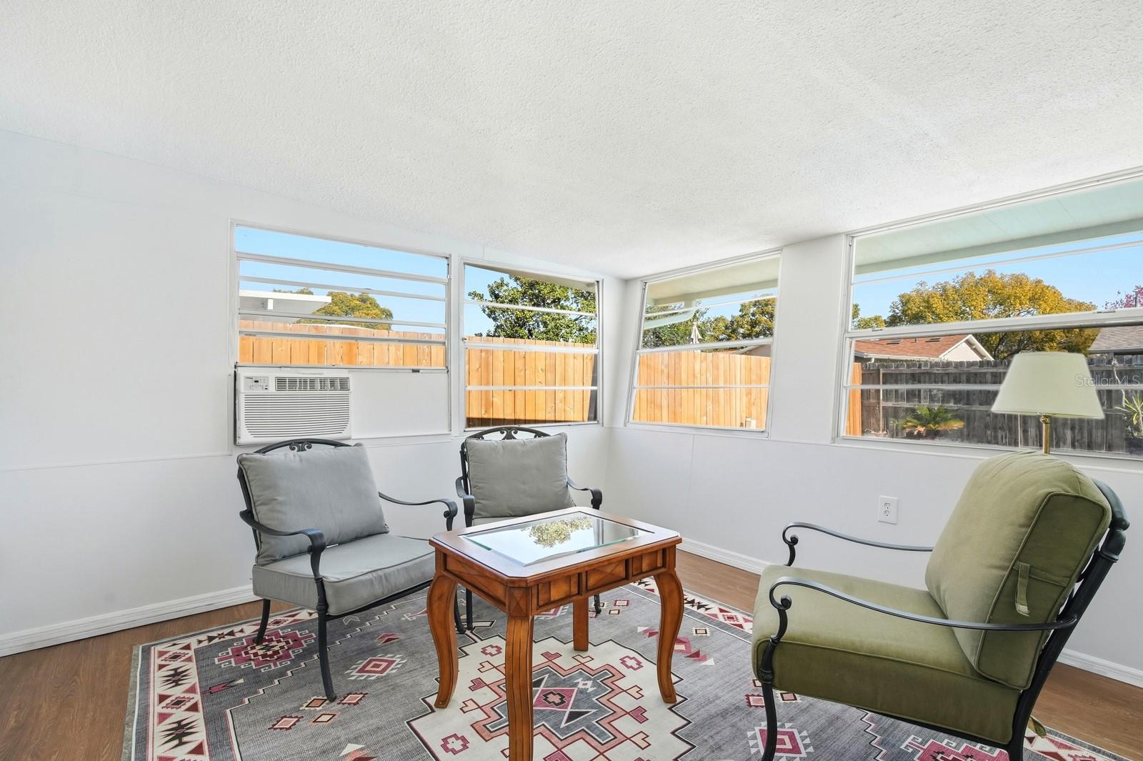 Image 21 of 42 For 2927 Lantern Drive