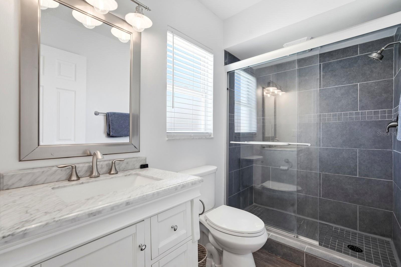 Image 25 of 42 For 2927 Lantern Drive