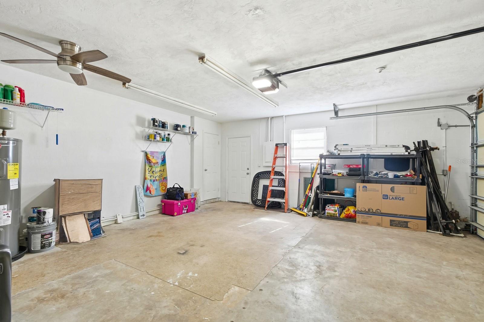 Image 30 of 42 For 2927 Lantern Drive