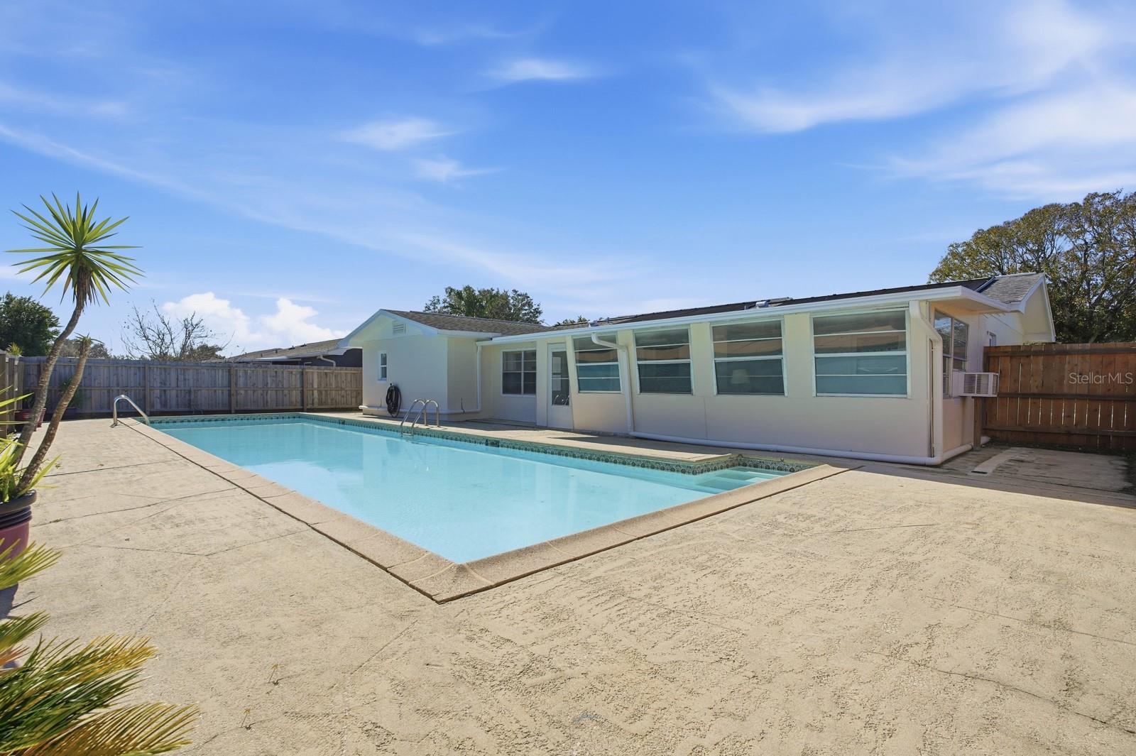 Image 32 of 42 For 2927 Lantern Drive