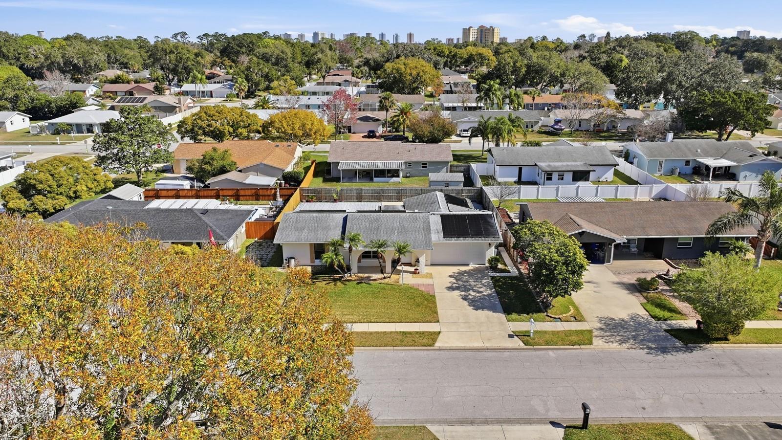 Image 37 of 42 For 2927 Lantern Drive