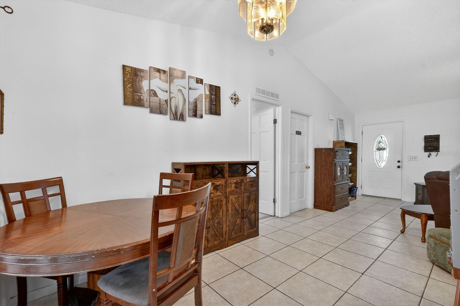 Image 14 of 36 For 2979 Chilton Street