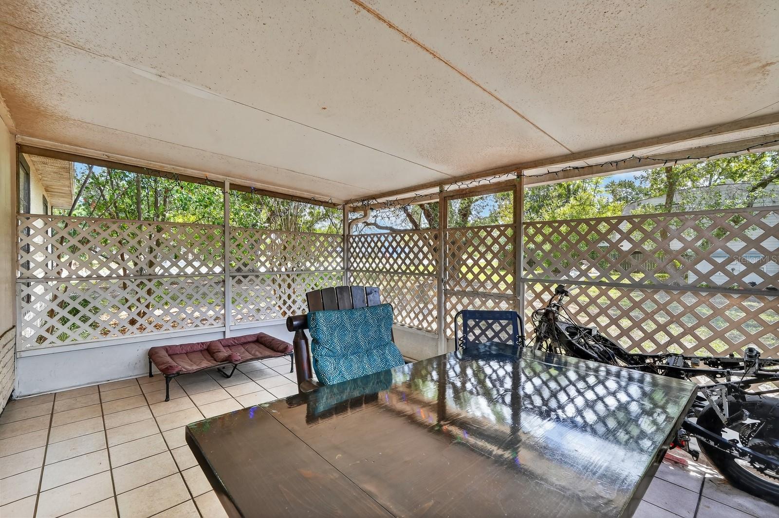 Image 24 of 36 For 2979 Chilton Street