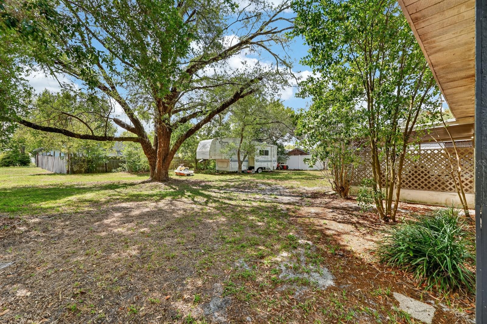 Image 31 of 36 For 2979 Chilton Street