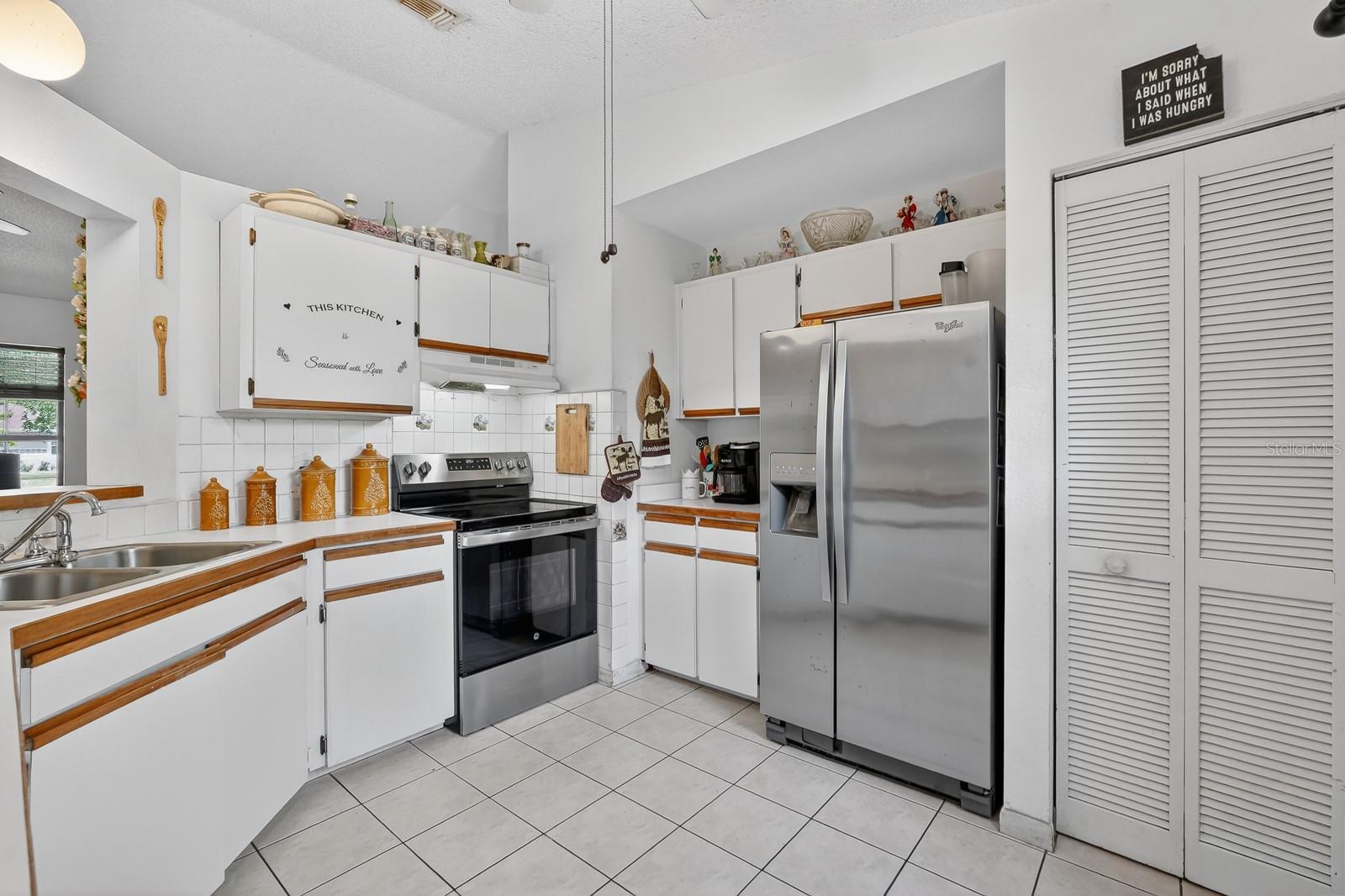 Image 8 of 36 For 2979 Chilton Street