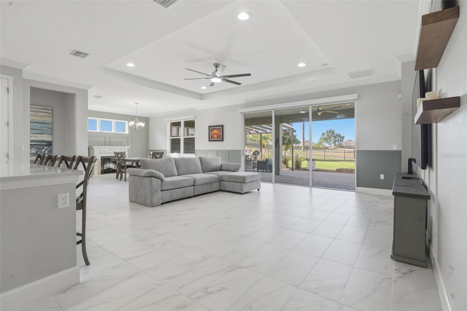 Image 11 of 34 For 262 Northcote Court