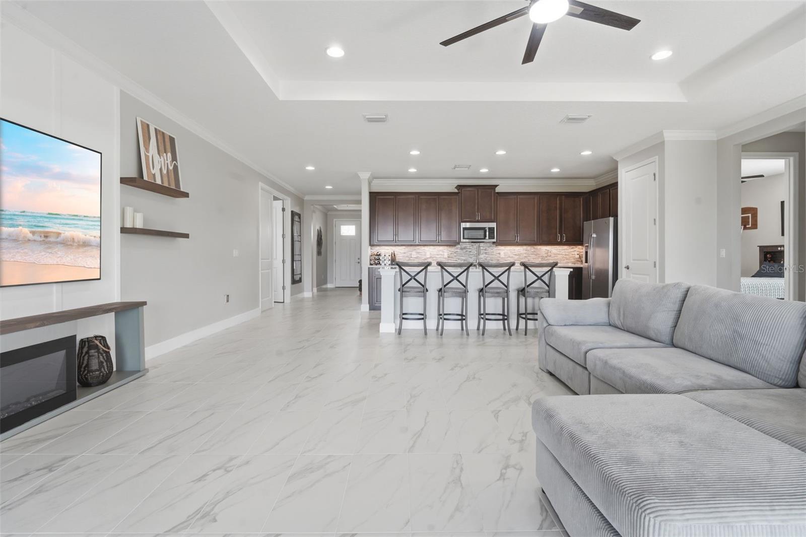 Image 13 of 34 For 262 Northcote Court