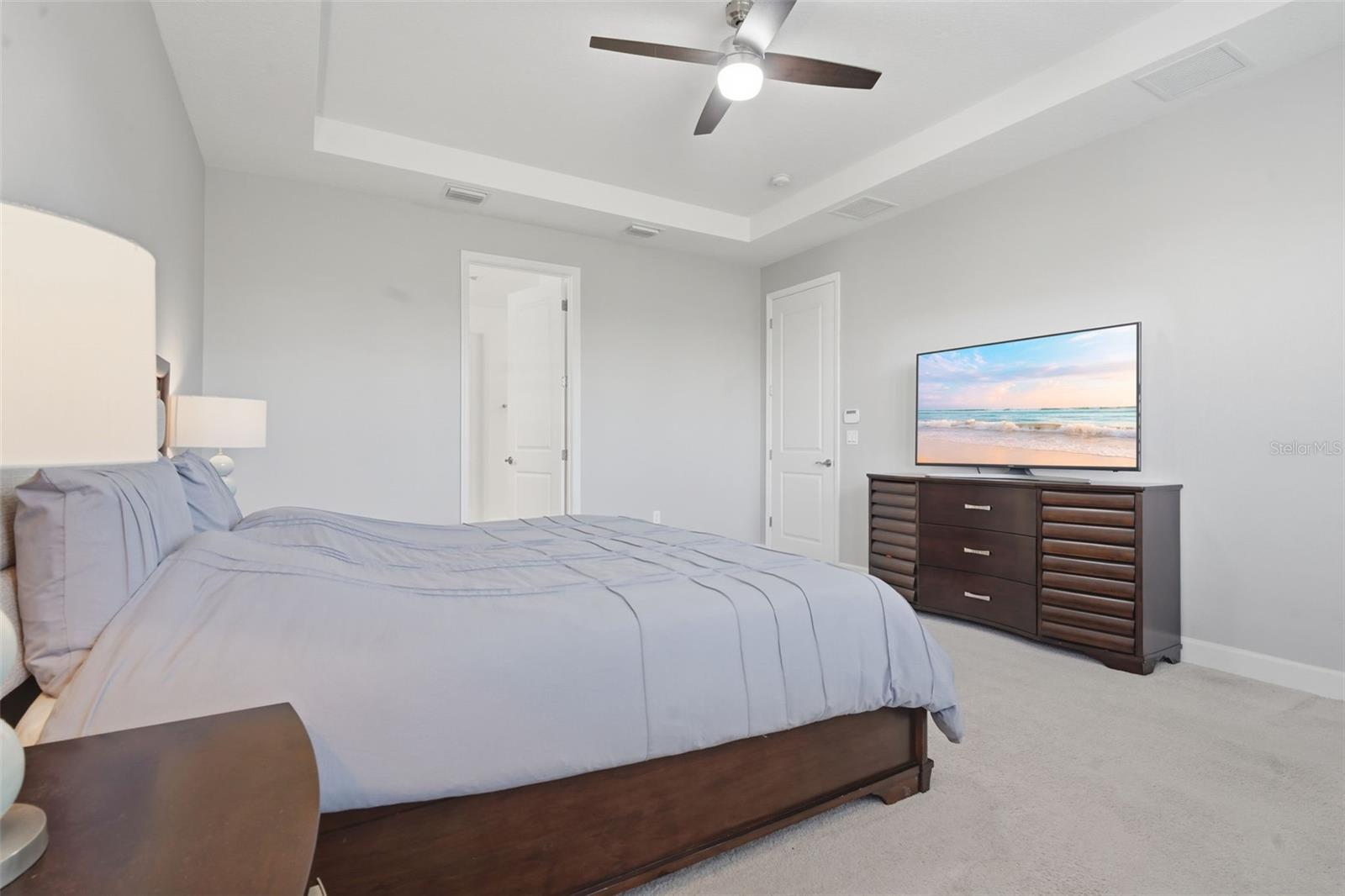 Image 21 of 34 For 262 Northcote Court