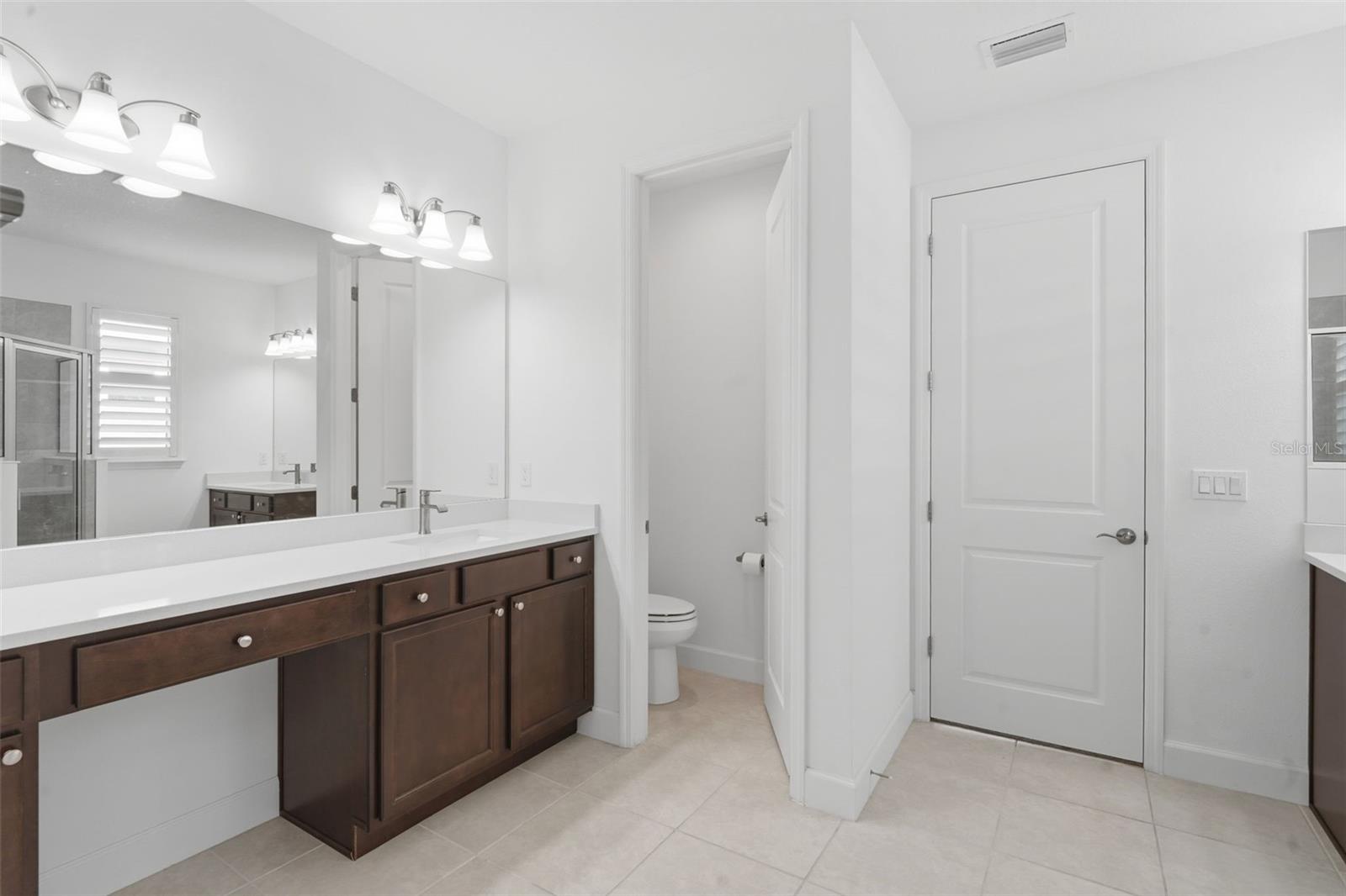 Image 22 of 34 For 262 Northcote Court