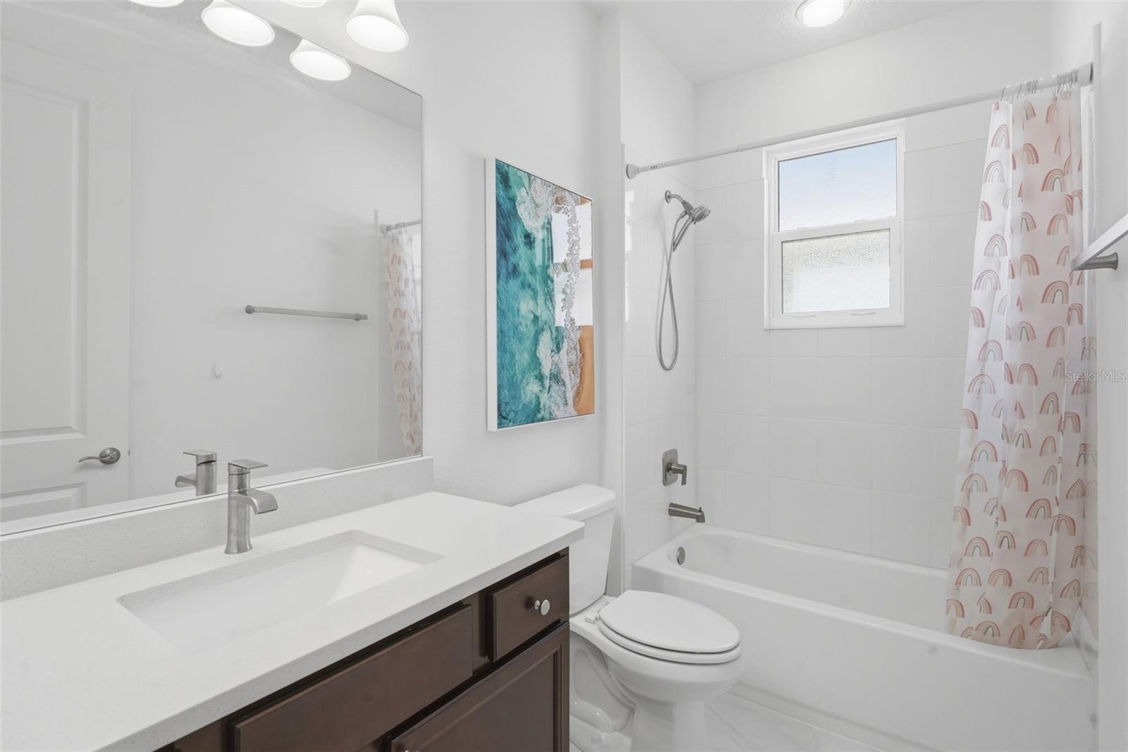 Image 27 of 34 For 262 Northcote Court