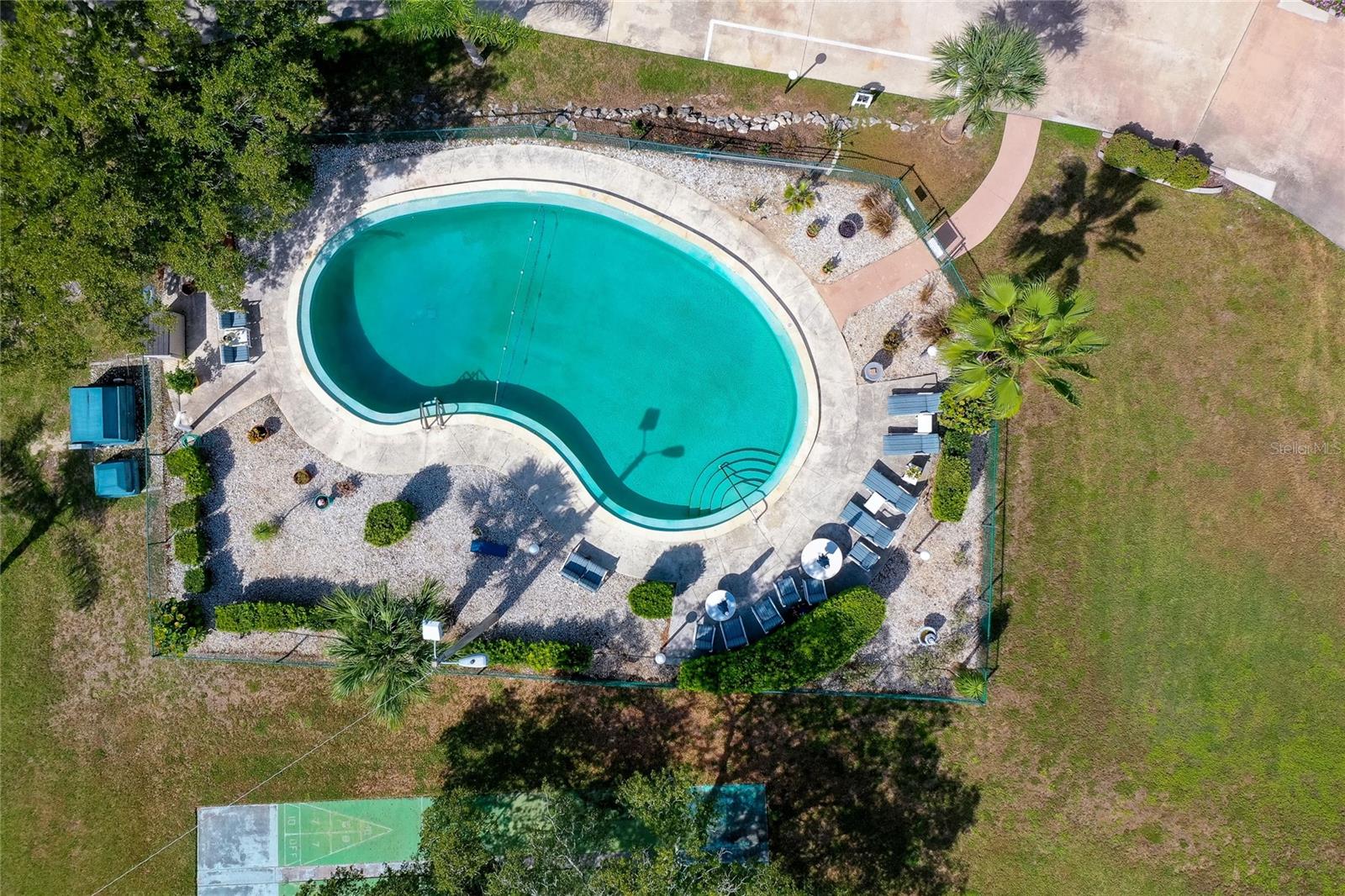 Image 25 of 28 For 404 Beach Street 230 (604)