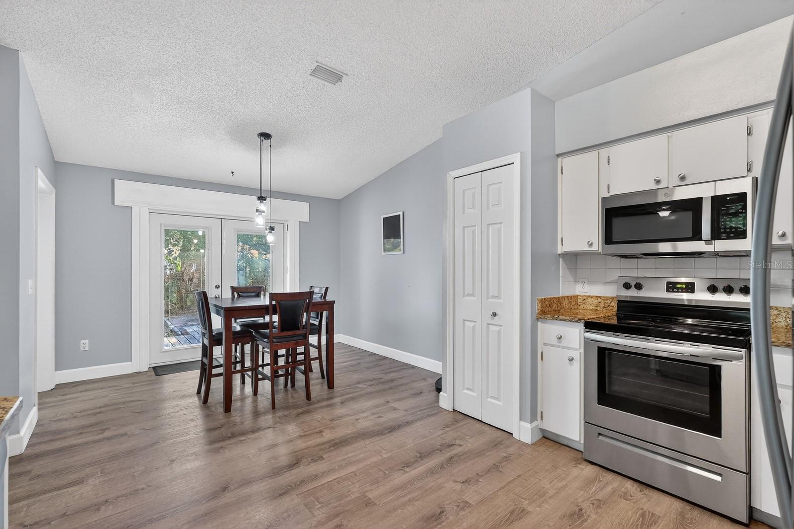 Image 17 of 57 For 3639 Old Hammock Road