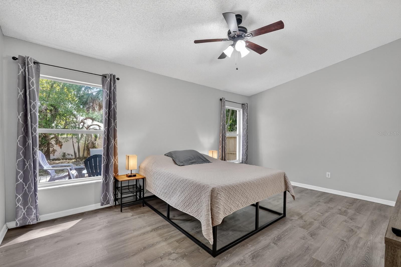 Image 4 of 57 For 3639 Old Hammock Road