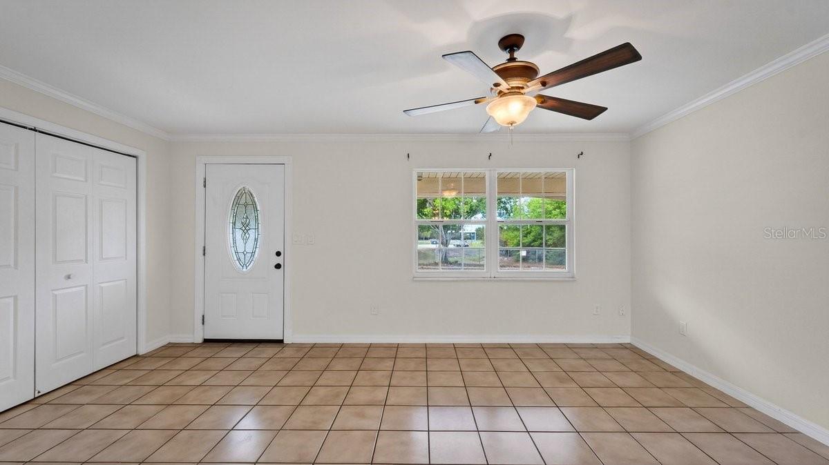 Image 3 of 38 For 2791 Fulford Street