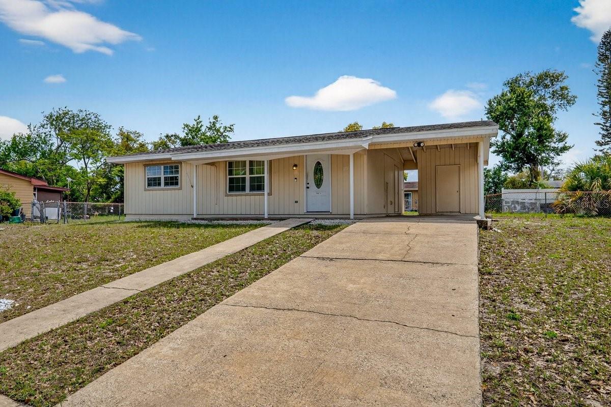 Image 32 of 38 For 2791 Fulford Street