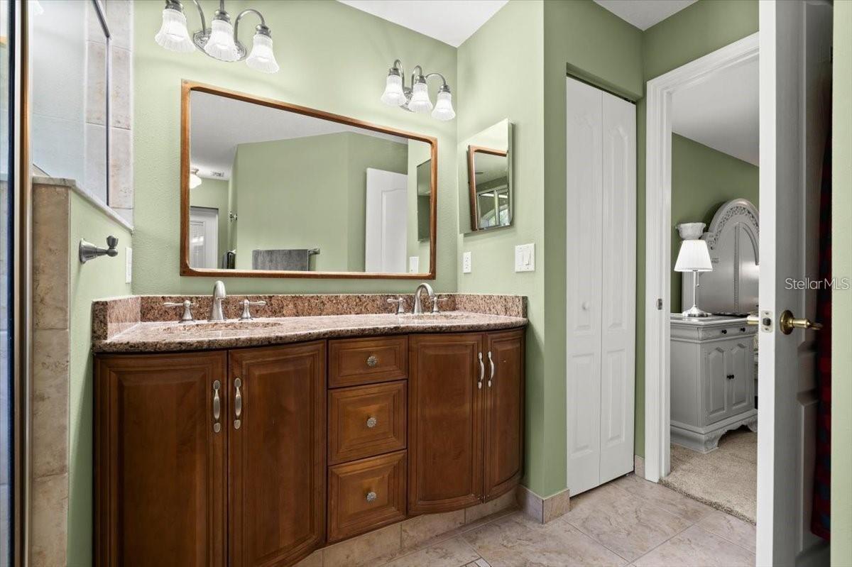 Image 20 of 36 For 5935 Shady Creek Lane