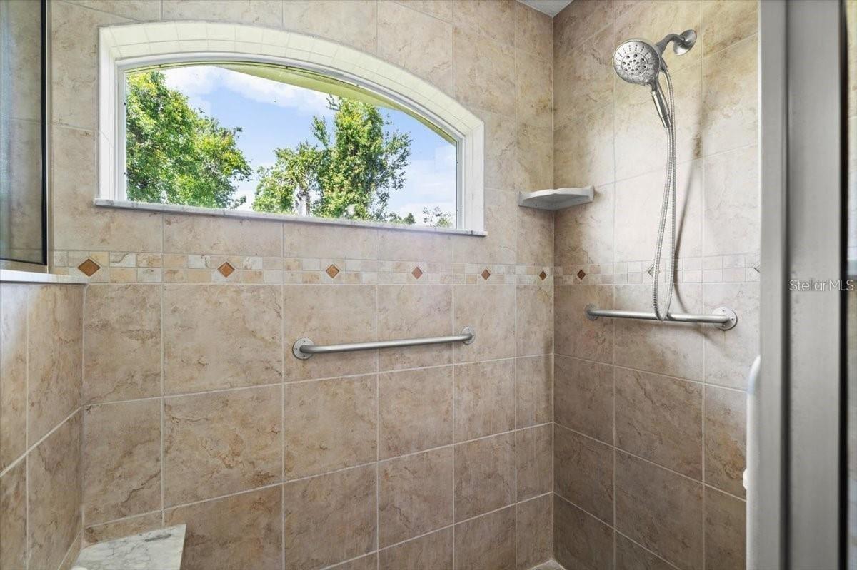 Image 23 of 36 For 5935 Shady Creek Lane