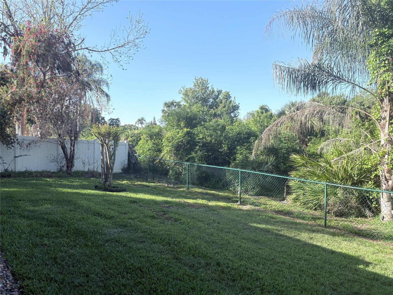 Image 32 of 36 For 5935 Shady Creek Lane