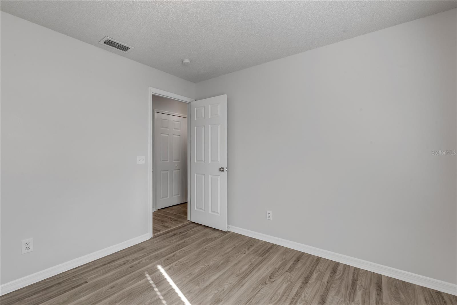 Image 14 of 27 For 8757 Claiborne Court