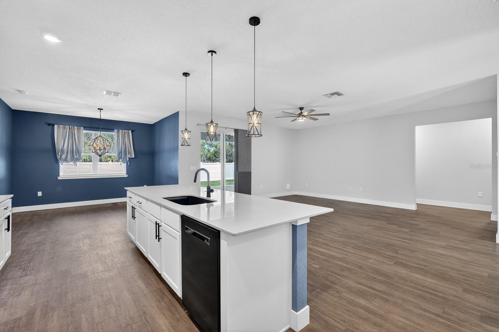 Image 14 of 48 For 98 Bud Hollow Drive