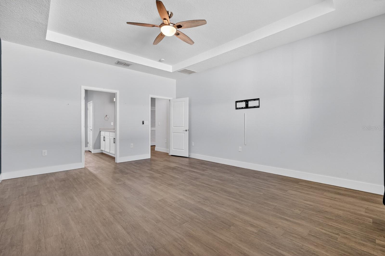 Image 19 of 48 For 98 Bud Hollow Drive