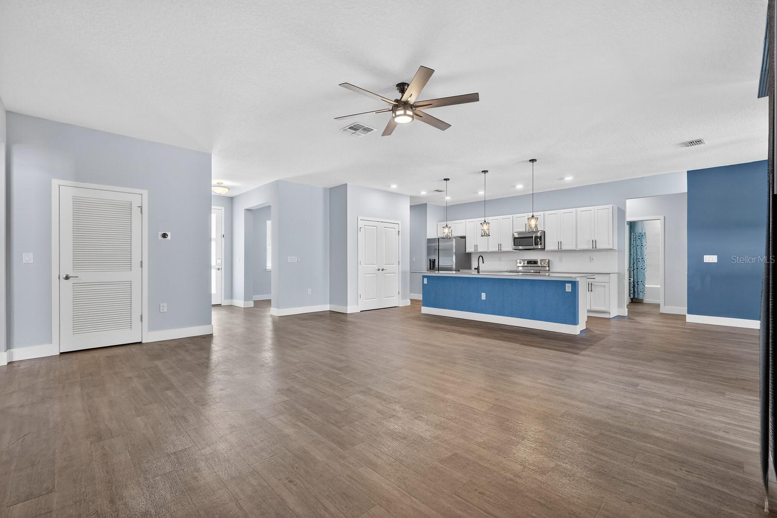 Image 3 of 48 For 98 Bud Hollow Drive